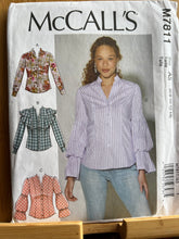 Load image into Gallery viewer, McCall&#39;s Pattern #7811   Size 6-8-10-12-14