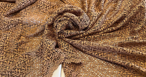 Exclusive Caramel Double Scalloped Lace 59% Nylon 41% Rayon.  1/4 Metre Price