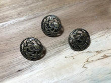 Load image into Gallery viewer, Floral Filigree Button.   Price per Button