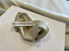 Load image into Gallery viewer, Antique White 100% Bemberg Lining.    1/4 Metre Price
