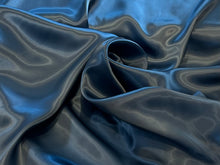 Load image into Gallery viewer, Designer Fashion Peacock 100% Bemberg Lining.    1/4 Metre Price
