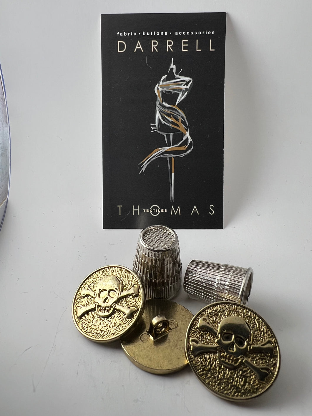 Hammered Gold Metal Skull & Crossbones Button