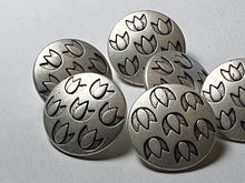 Load image into Gallery viewer, 7/8" Silver Metal Tulip buttons  Blowout   Pkg of 6