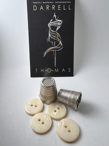 Ivory Glossy MOP Button