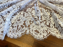 Load image into Gallery viewer, #1170  White Solstice Double Scalloped Chantilly Lace Remnant.