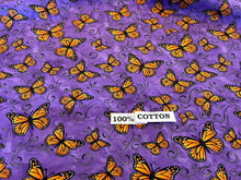 Load image into Gallery viewer, Marvellous Monarch Butterflies in Flight Print.   100% Cotton.  1/4 Metre Price