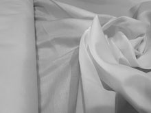 Load image into Gallery viewer, White 100% Cotton Batiste.   1/4 Metre Price
