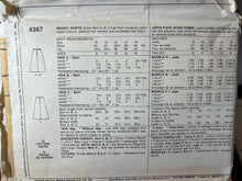 Load image into Gallery viewer, McCall's Vintage Sewing Pattern #4481 Size 14