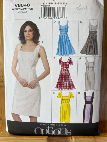 Vogue Sewing Pattern #8648  Size 14-16-18-20-22