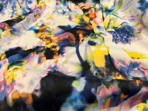 Abstract Garden 71% Acetate 26% Nylon 3% Elastane.    1/4 Metre Price