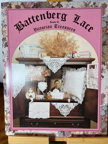 Introduction to Battenberg Lace making - Left & Right Hand Book #2
