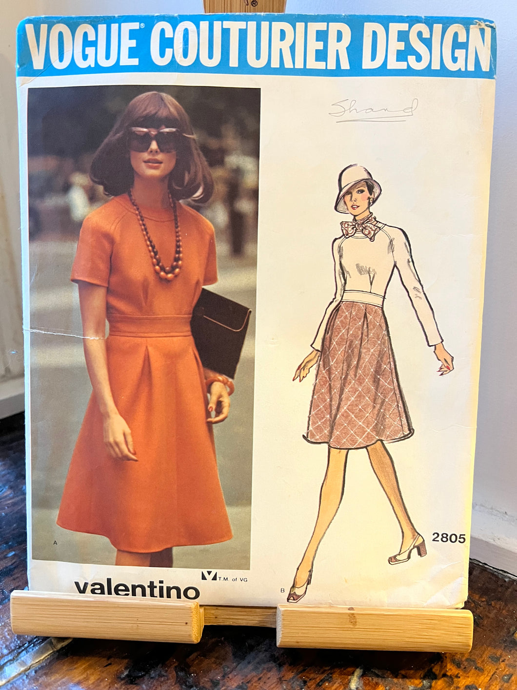 Rare Designer Vintage Vogue #2805 Size 16 Couturier Design by Valentino Size 16