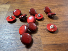 Load image into Gallery viewer, Cinnamon 1/2&quot; Pearlized Plastic Button Blowout    Price for 12 buttons