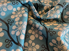 Load image into Gallery viewer, Crotto 67% Polyester33% Cotton  51,000 DR 75%    1/4 Metre Price