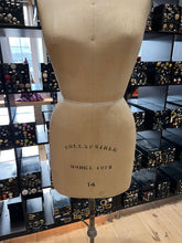 Load image into Gallery viewer, Authentic Professional Wolfe Dress form Size 14