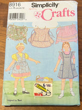 Load image into Gallery viewer, Simplicity Pattern #8916 Crafts Pattern