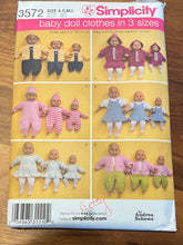 Load image into Gallery viewer, Simplicity Pattern #3572 Baby Doll Clothes Pattern