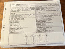 Load image into Gallery viewer, McCalls Pattern #3061 Crafts Pattern