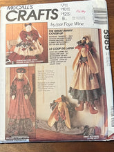 Load image into Gallery viewer, McCalls Pattern #5985 Crafts Pattern