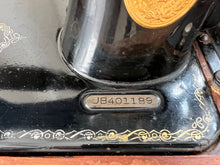 Load image into Gallery viewer, Vintage Singer Sewing Machine Made in Canada