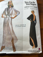 Load image into Gallery viewer, Rare Vogue #2075  Size 12