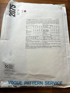 Rare Vogue #2075  Size 12