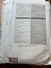 Load image into Gallery viewer, Vogue #2636  Size 18-20-22