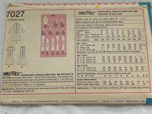 Load image into Gallery viewer, Vintage Simplicity Pattern #7027 Size 20.5
