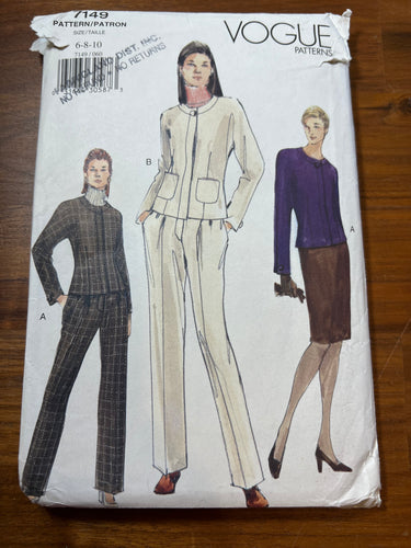 Vintage Vogue #7149 Size:  6-8-10