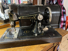 Load image into Gallery viewer, Vintage Eatonia
