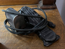 Load image into Gallery viewer, Vintage Eatonia