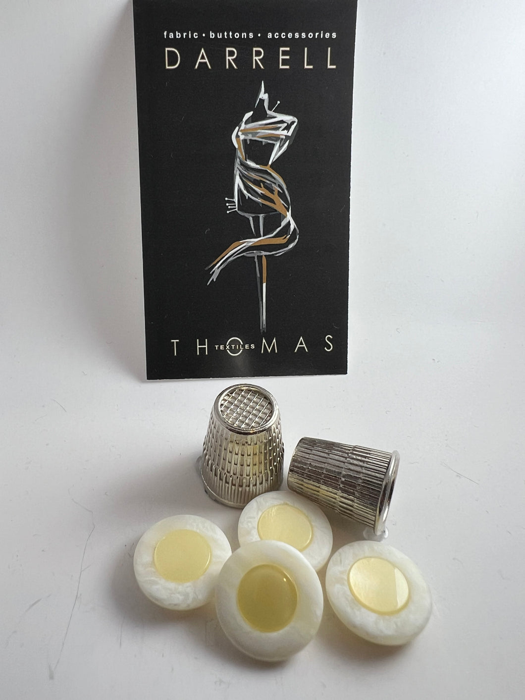 Ivory Snow Marbled & Pearl Button