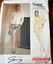 Load image into Gallery viewer, Vintage Vogue #2469 Size 12-14-16