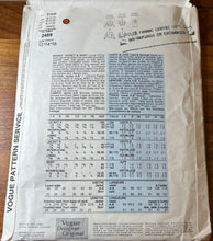 Load image into Gallery viewer, Vintage Vogue #2469 Size 12-14-16