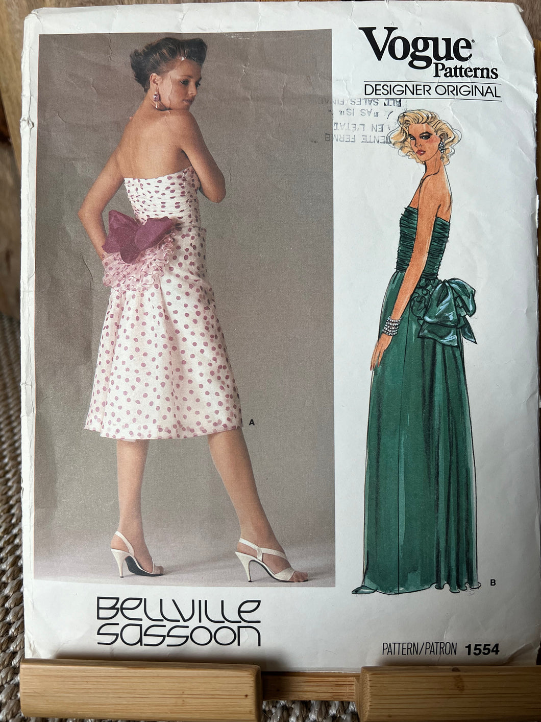 Rare Vintage Vogue Pattern #1554  Bellville Sassoon  Size 10
