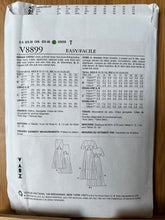 Load image into Gallery viewer, Vintage Vogue Pattern #8899  Size 6-8-10-12-14
