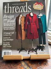 Load image into Gallery viewer, Threads Magazine #216 Winter 2021