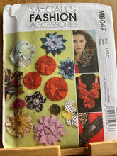 Load image into Gallery viewer, McCall&#39;s Pattern #6047