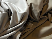 Load image into Gallery viewer, FF#192 Reversible Double Knit 47% Wool 43% Cotton 10% Polyamid Remnant 90% Off!! 2x available