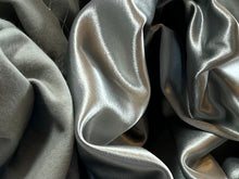 Load image into Gallery viewer, Silver Grey Kasha Lining.    1/4 Metre Price