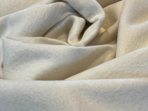 Ivory Blend 40% Wool 40% Alpaca 20% Nylon Coating  1/4 Metre Price