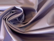 Load image into Gallery viewer, Lilac Italian 100% Cotton Shirting.    1/4 Metre Price
