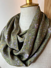 Load image into Gallery viewer, Vintage Green Floral 100% Silk Scarf
