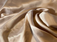 Load image into Gallery viewer, Designer Chateau Rose 100% Bemberg Lining.    1/4 Metre Price