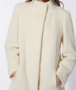 Ivory Blend 40% Wool 40% Alpaca 20% Nylon Coating  1/4 Metre Price