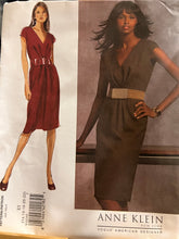 Load image into Gallery viewer, Vintage Vogue #1025 Anne Klein Size 14-16-18-20-22