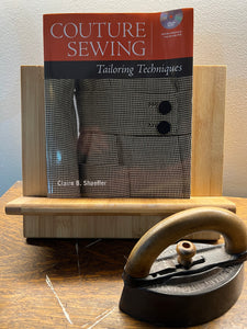 Couture Sewing by Claire Shaeefer  DVD Included. Softcover