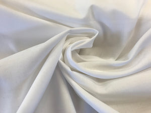 White Lightweight 100% Cotton Broadcloth     1/4 Meter Price