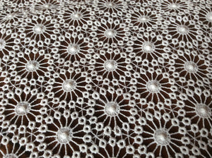 Vintage Starburst Lace.    1/4 Metre Price