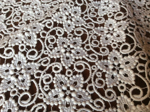 Vintage Ivory Floral Scroll Lace.    1/4 Metre Price